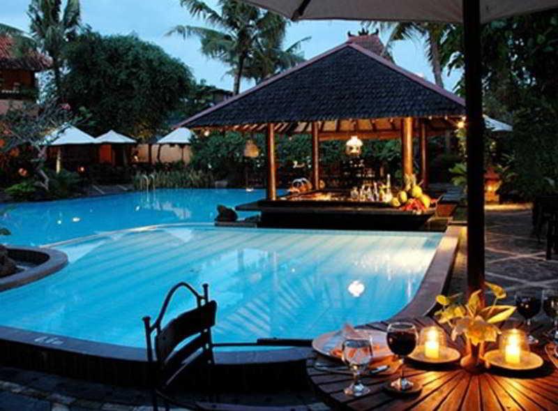 होटल Jogja Village 3*